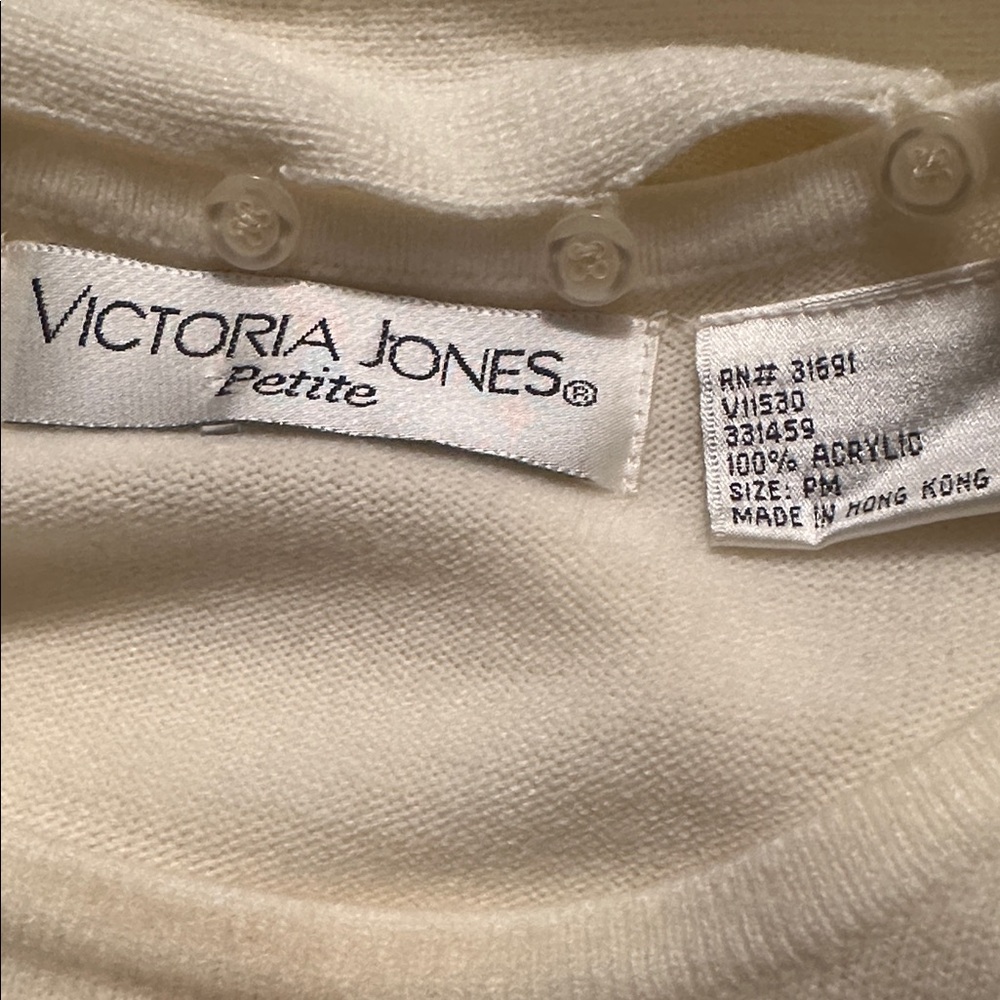 Victoria Jones Elegant Cream Sweater with Tie Neck PM - Picture 2 of 6